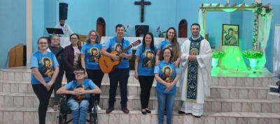 Novenas em CelebraÃ§Ã£o aos 40 Anos da Comunidade de Nossa Senhora do PerpÃ©tuo Socorro, no Bairro Cristo Rei tem reunido centenas de devotos